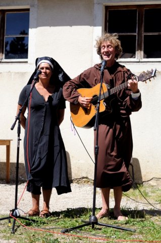 phoca_thumb_l_cabaret_des_gens_du_coin_6